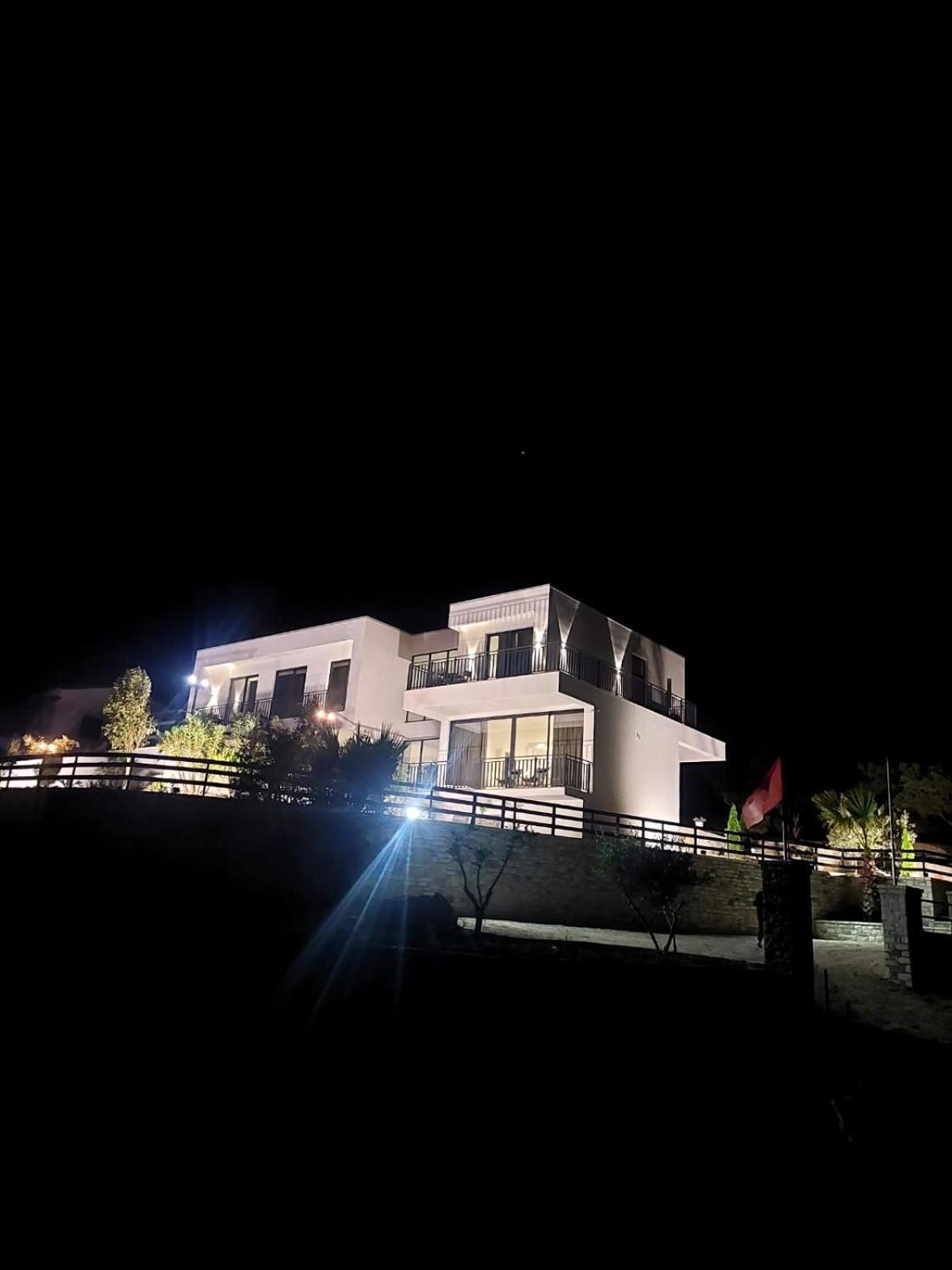Vila Palma Berat Buitenkant foto